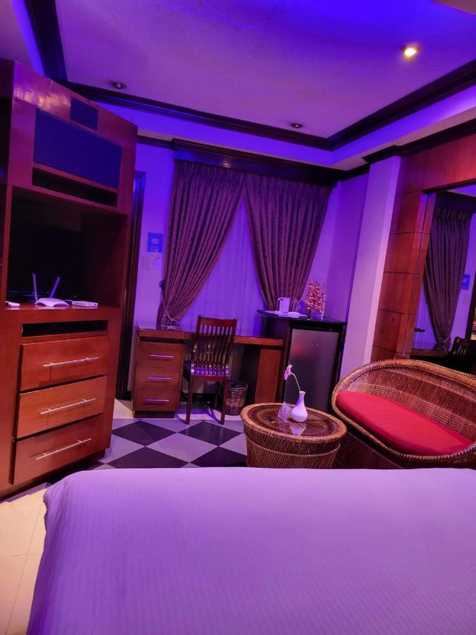 Fields Palace Hotel Angeles Dış mekan fotoğraf